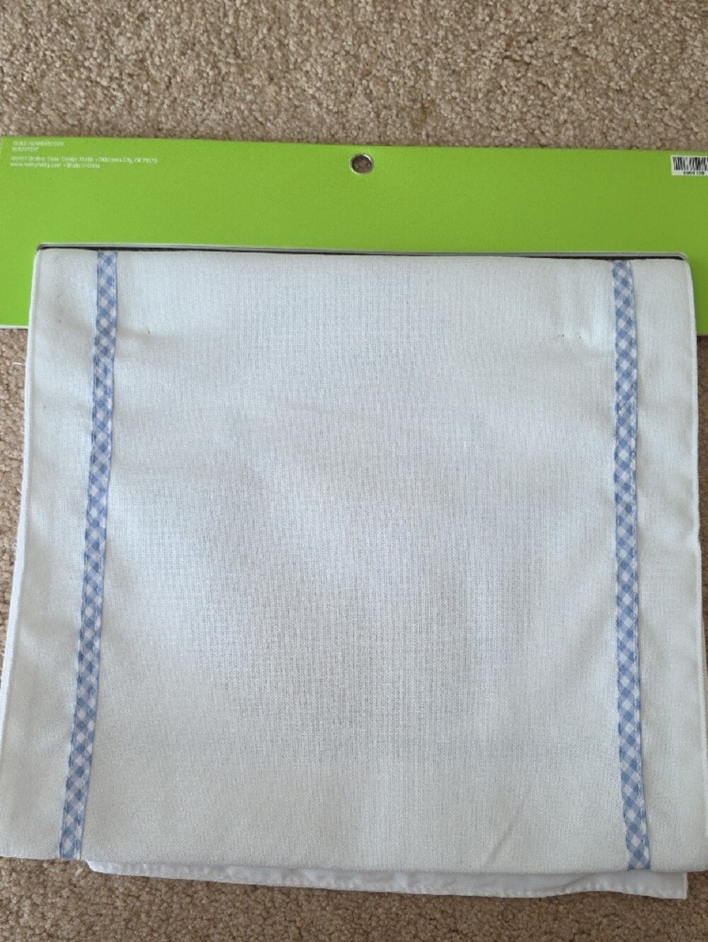 Hobby Lobby Easter Bunny Table Runner - White, Brown, Pink, Blue, Green - Picture 5 of 5